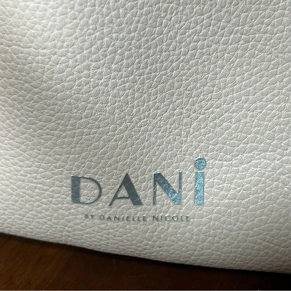 Danielle Nicole Friends mini Backpack Purse Light Pink Friends + Keychain Sofa - Picture 12 of 14